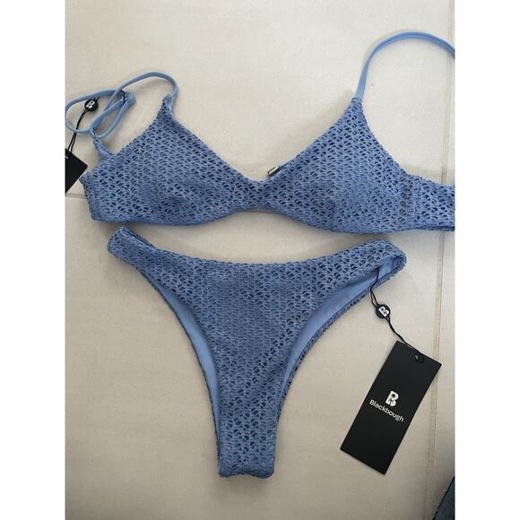 Blackbough Swim  Bikini Set Swimsuit Crochet Swimwear - Picture 1 of 6